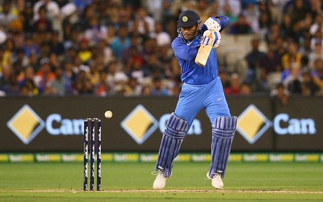 MS Dhoni, India, finisher